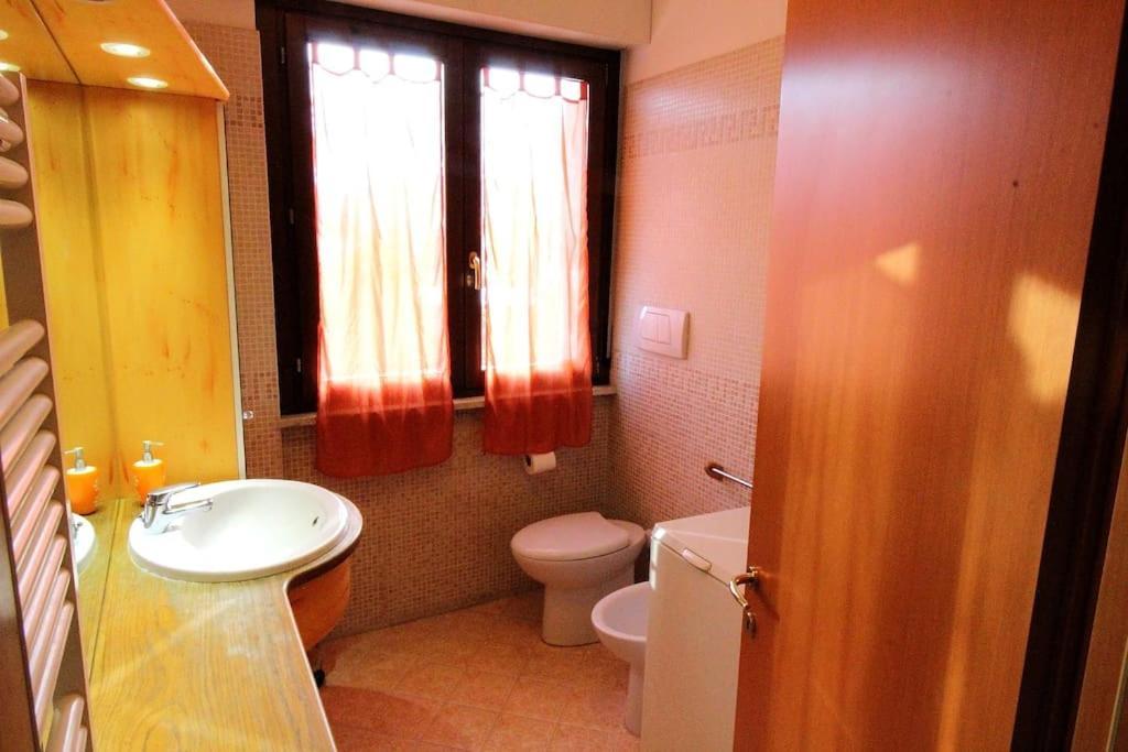 אנקונה La Casa Di Sugar. Appartamento Intero Per 2 מראה חיצוני תמונה